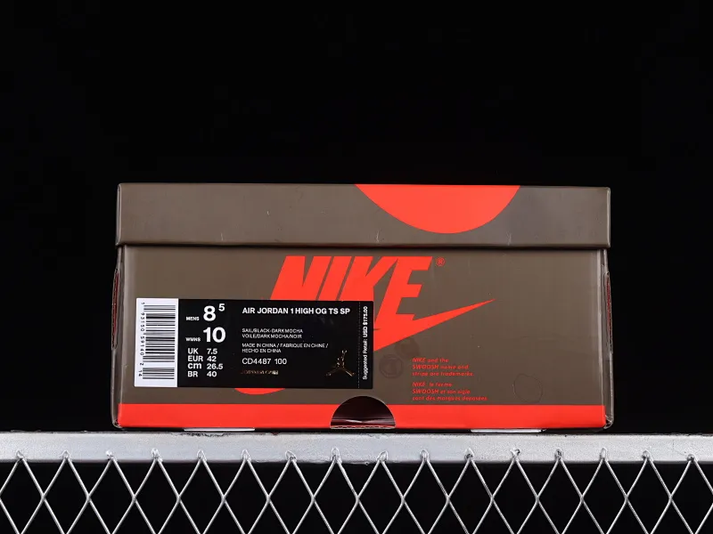 All Categories Air Jordan Jordan Series Basketball Shoes Air Jordan 1 High OG Version Travis Scott x Air Jordan 1 High OG AJ1 Reverse Hook Limited Edition CD4487-100